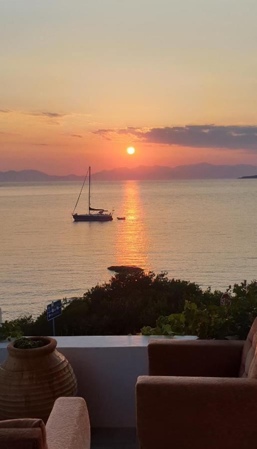 Sunset Holiday House アルハンゲロス エクステリア 写真