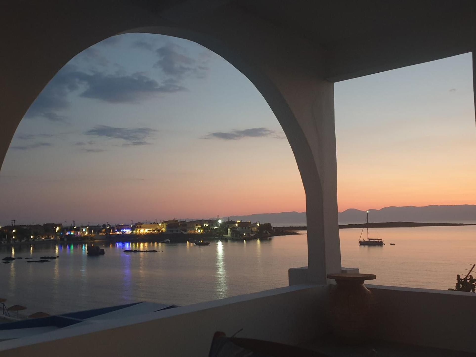 Sunset Holiday House アルハンゲロス エクステリア 写真